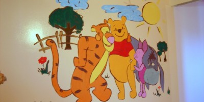 Pictura cu Winnie the Pooh pe perete